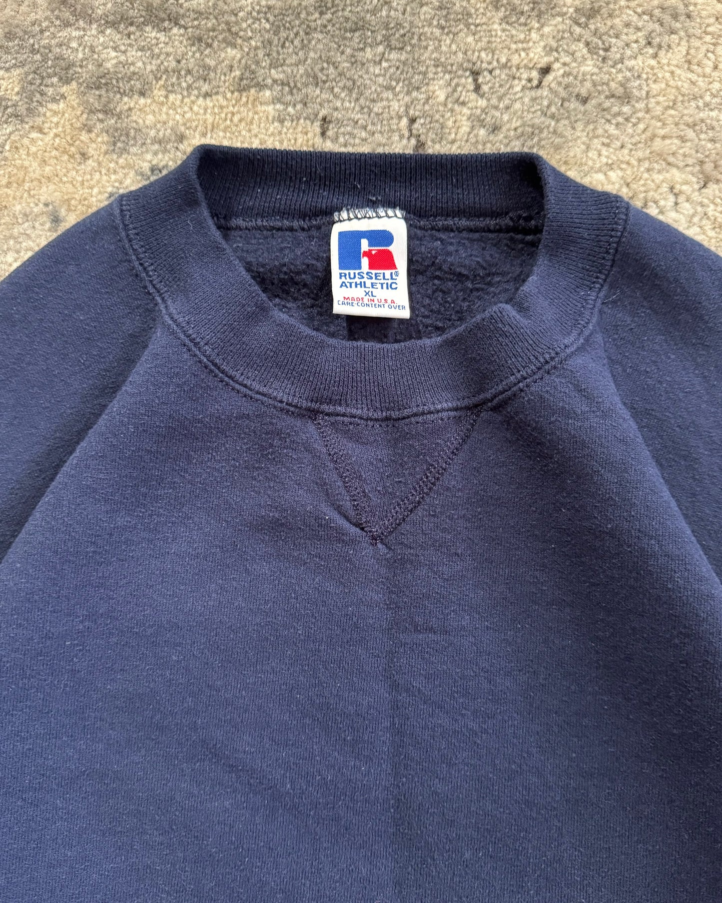 1990S RUSSELL ATHLETIC NAVY SWEATSHIRT - XL