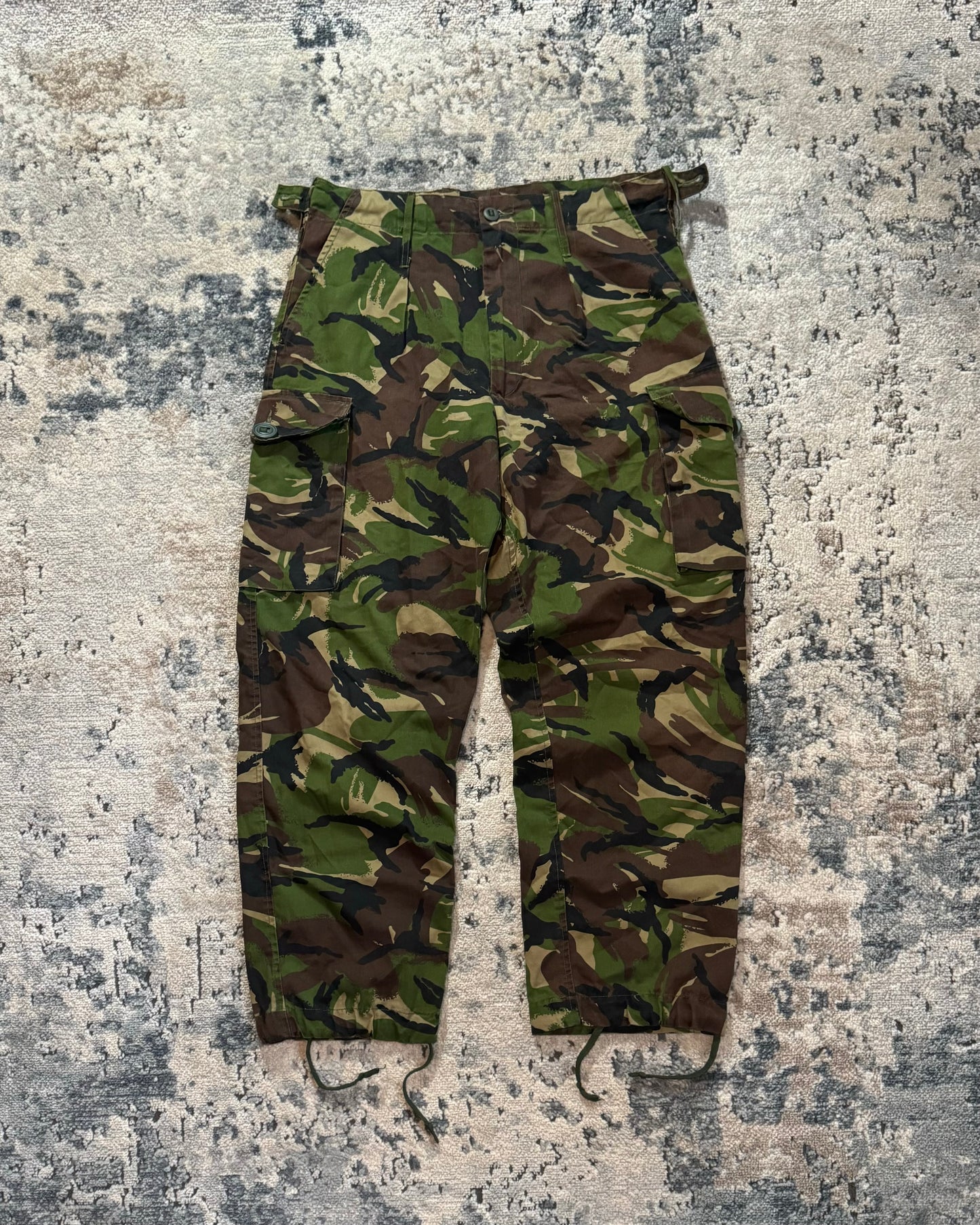 1990S WOODLAND CAMO ARMY PANTS - 32