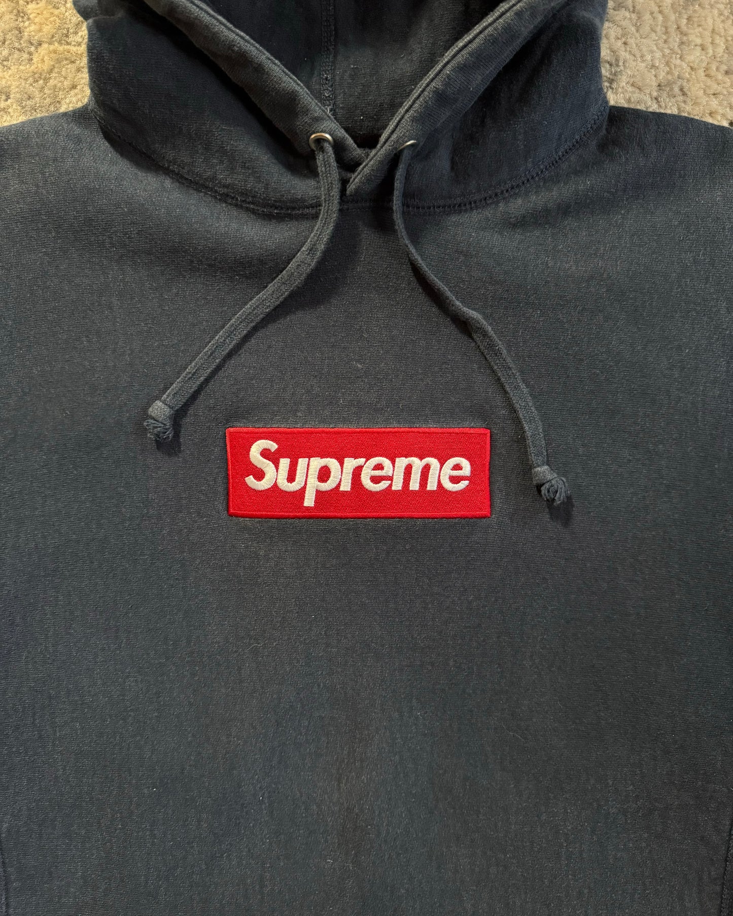 SUPREME BOX LOGO HOODIE - MEDIUM