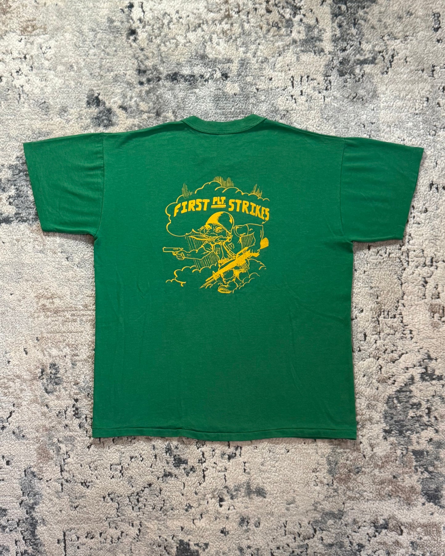 1980S US MARINE SECURITY FORCES TEE - MEDIUM